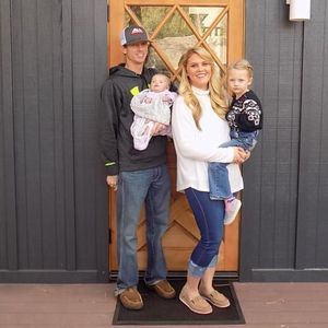 Meet your Posher, Logan